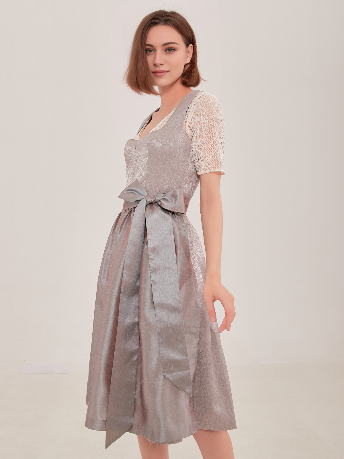 Dirndl in Grün – perfekt für jede Figur