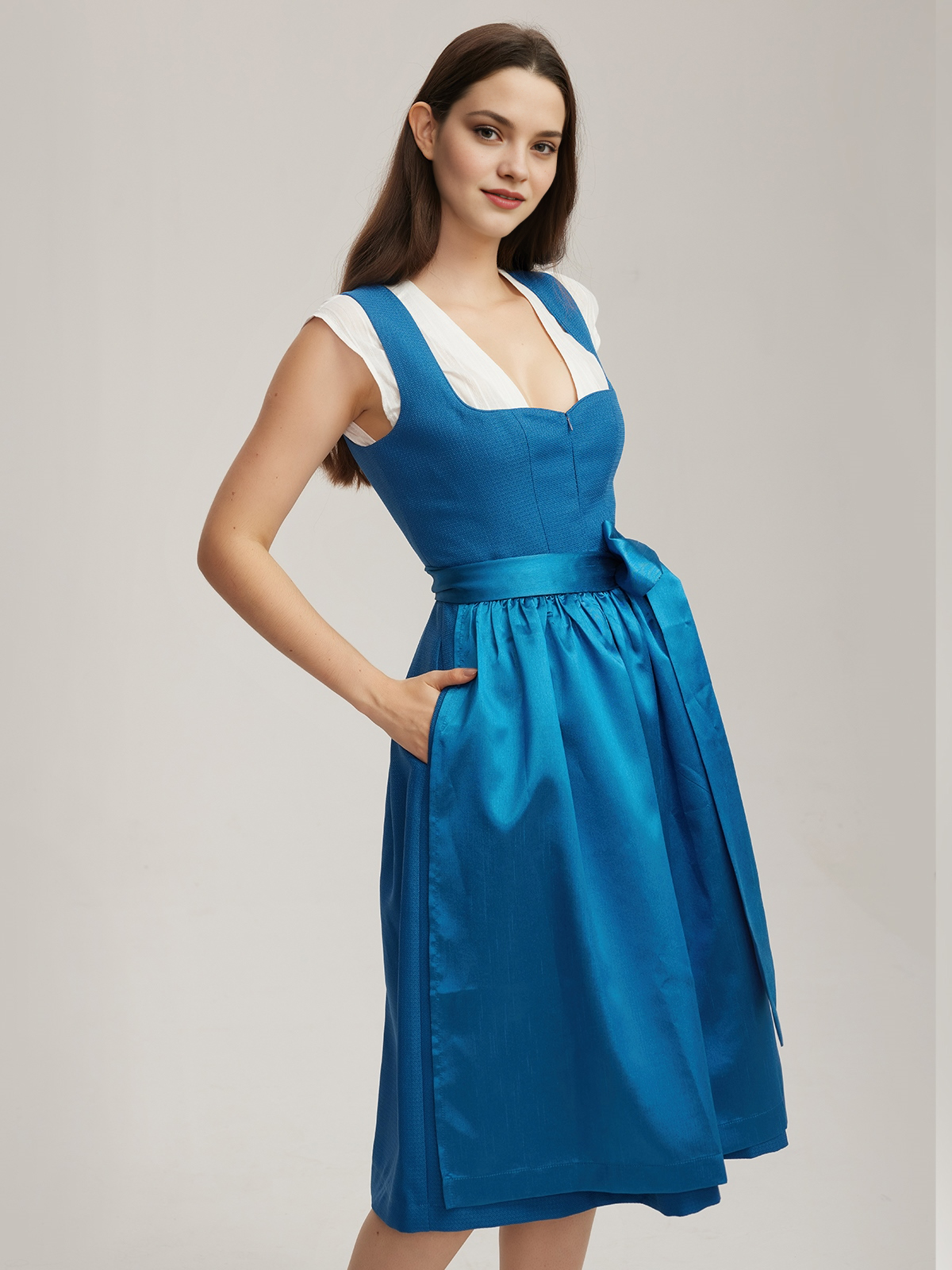 Dirndlbluse schwarz langarm