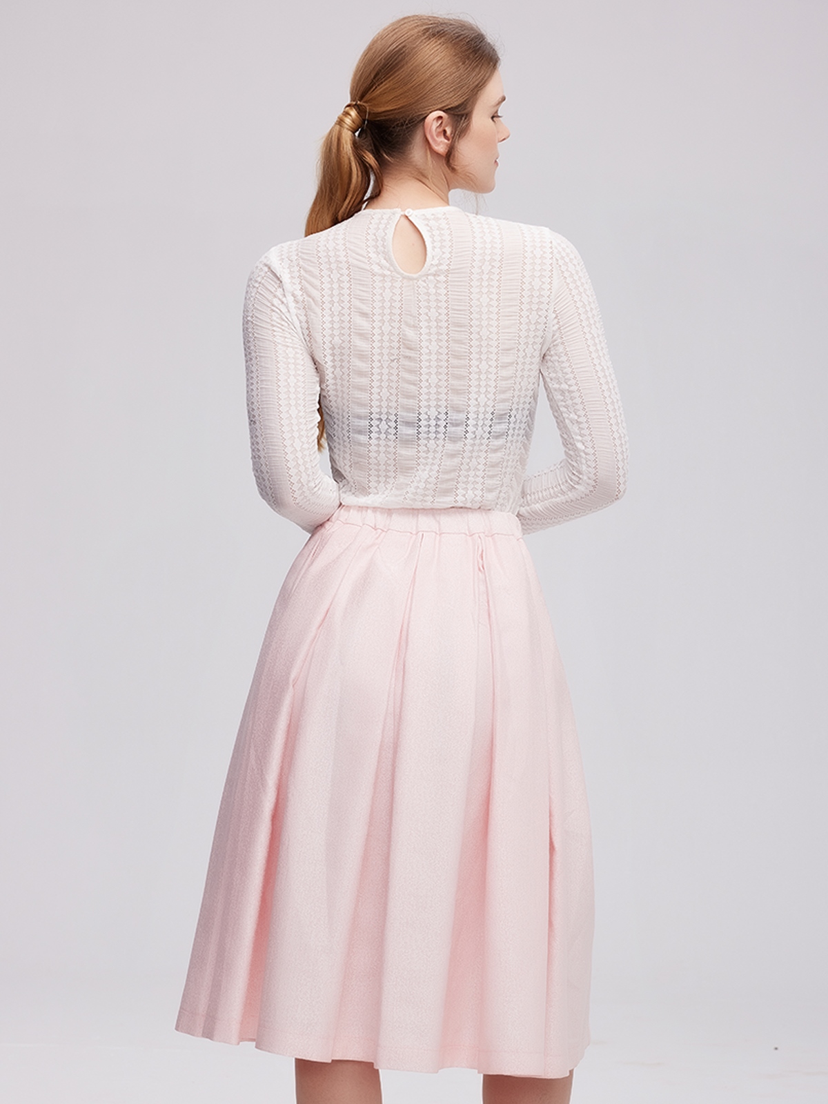 Braunes Dirndl in eleganter Ausführung