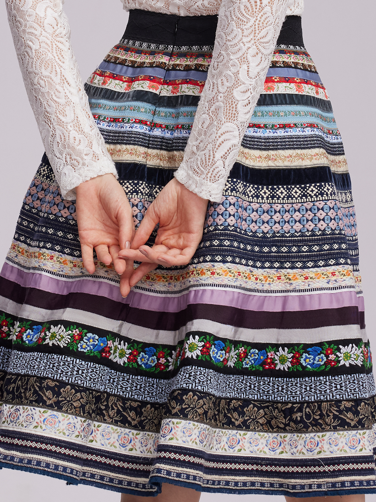 Modernes Dirndl in Blau