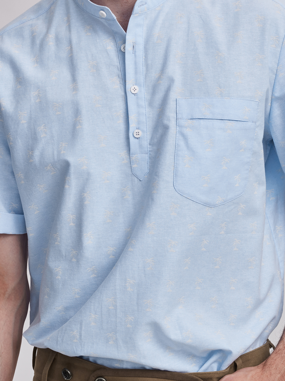 Elegante Dirndl-Bluse in Blau