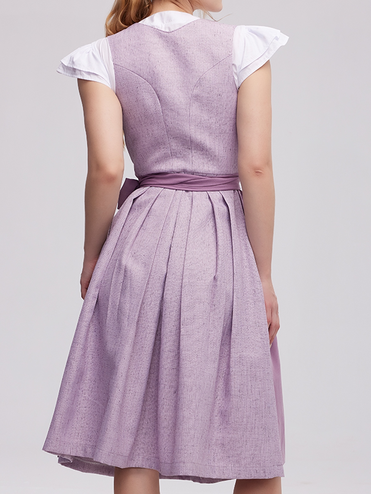 Dirndl Beige in eleganter Ausführung